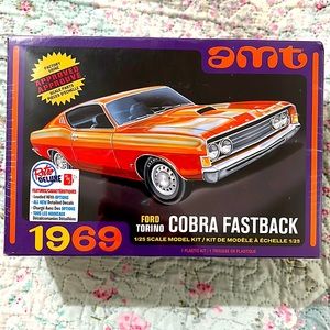 Plastic model car kit